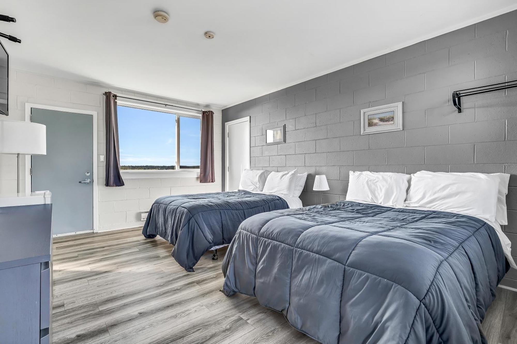 Cape View & Motel *
